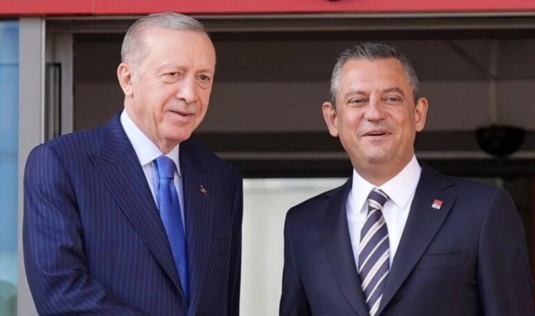 yumruklu-saldiri-sonrasi-erdogandan-ozgur-ozele-gecmis-olsun-telefonu-VMdIDGCZ.jpg