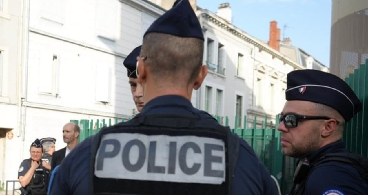 polis gencin yuzune tukurup tokat atti sorusturma baslatildi uaPzcljN