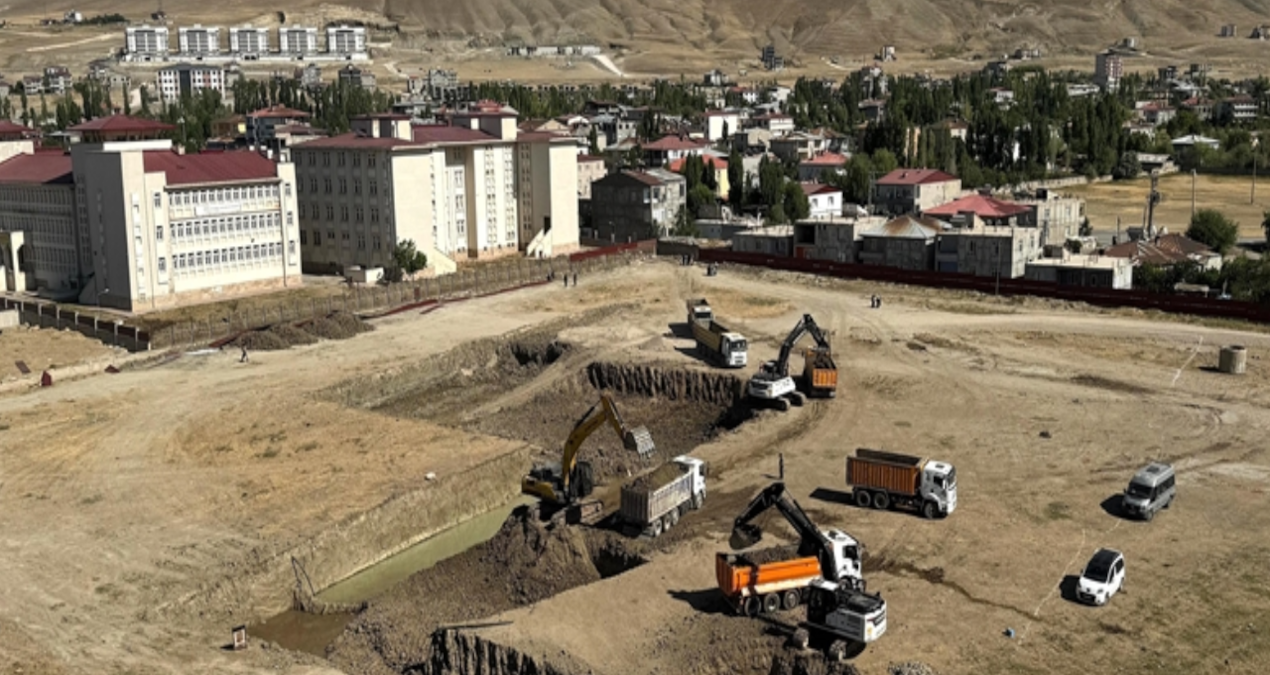 vani saglik ussu haline getirecek sehir hastanesinin yapim calismalari devam ediyor lMQRTlZ7