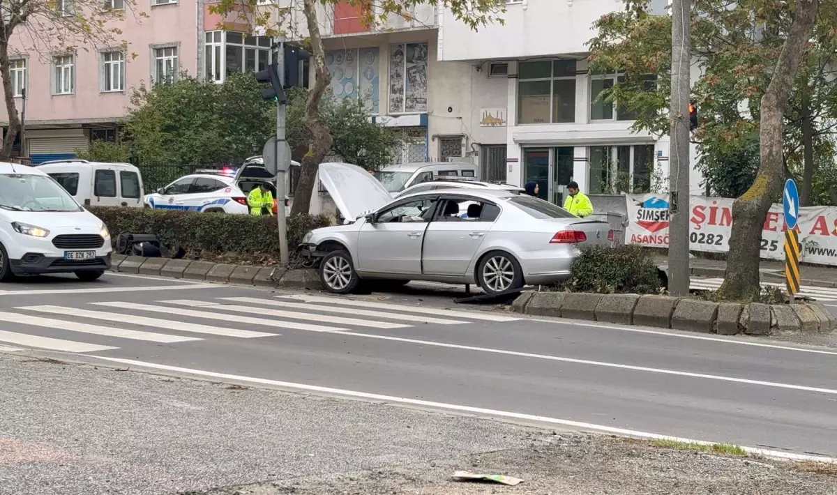 alkollu surucu kazaya karisti yaya gecidinde refuje carpti hWNR2iIx.jpg