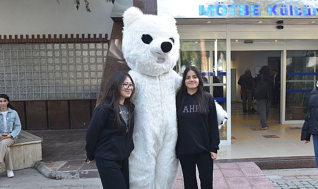 kutup bilimleri sempozyumu ve senligi ege universitesinde basladi F2nRvbMp.jpg