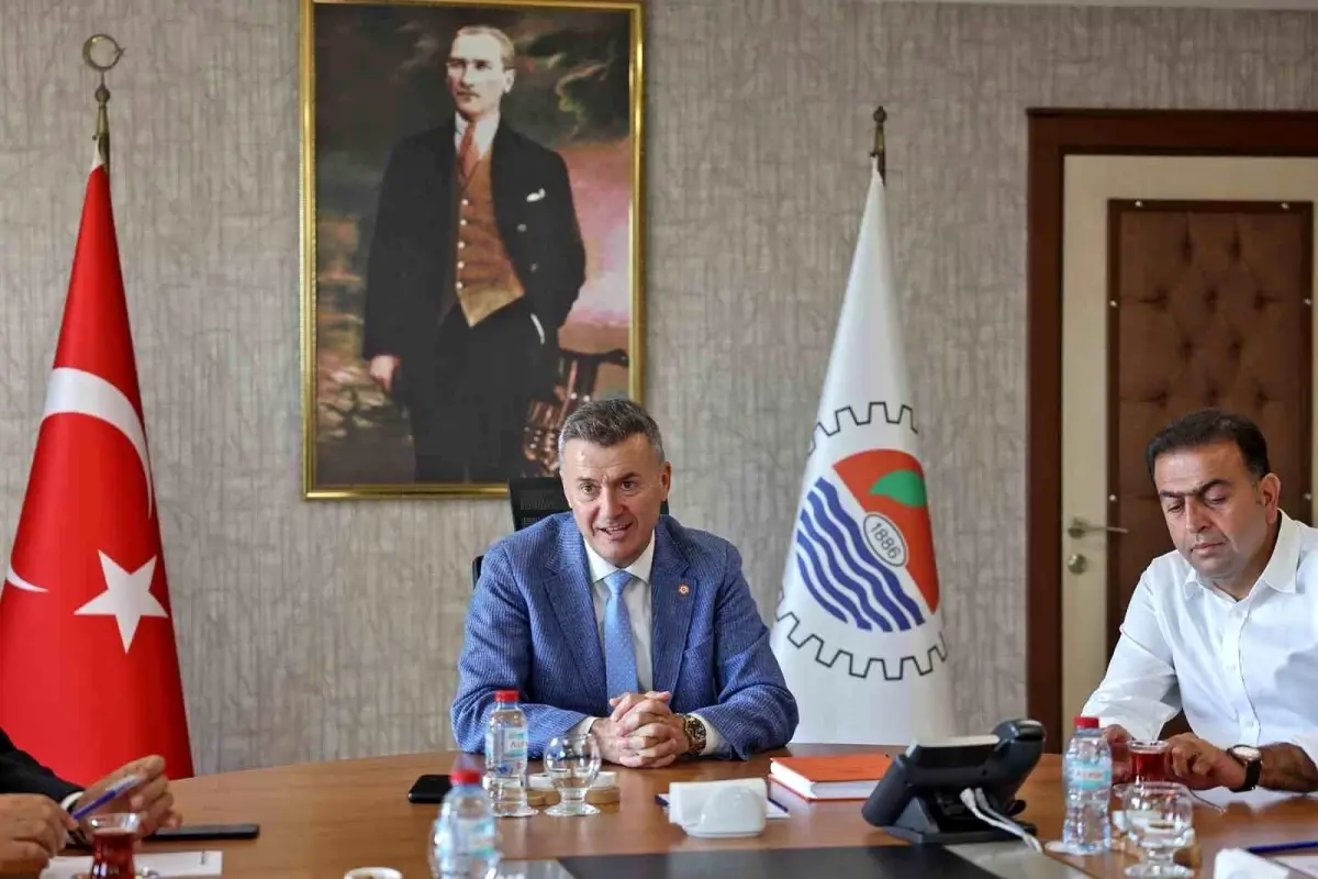 mersinde yeni hal yasasi toplantisi arDBUWLT.jpg