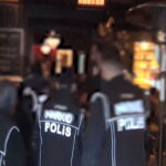 Kadıköy’de Eğlence Mekanlarına Yönelik Büyük Operasyon: 100’den Fazla Gözaltı