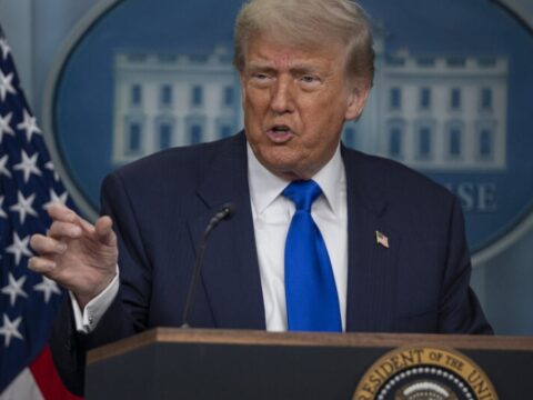 Trump: ‘İran Hürmüz Boğazı’ndan geçiş ücreti almayacak’