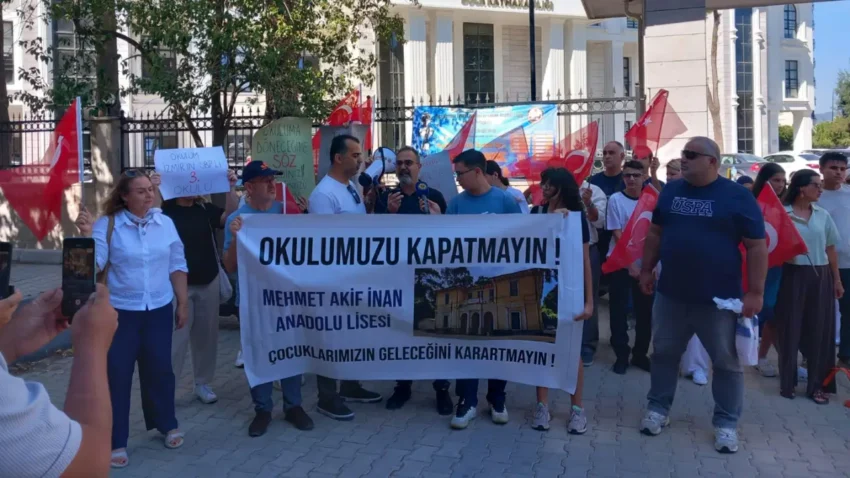 Buca mehmet akif inan anadolu lisesi velilerinden okulumuzu geri istiyoruz cagrisi qX7uGkia